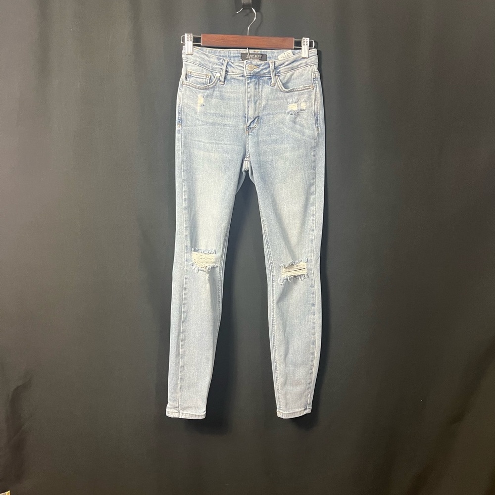 Judy Blue Light Wash Distressed Skinny Jeans